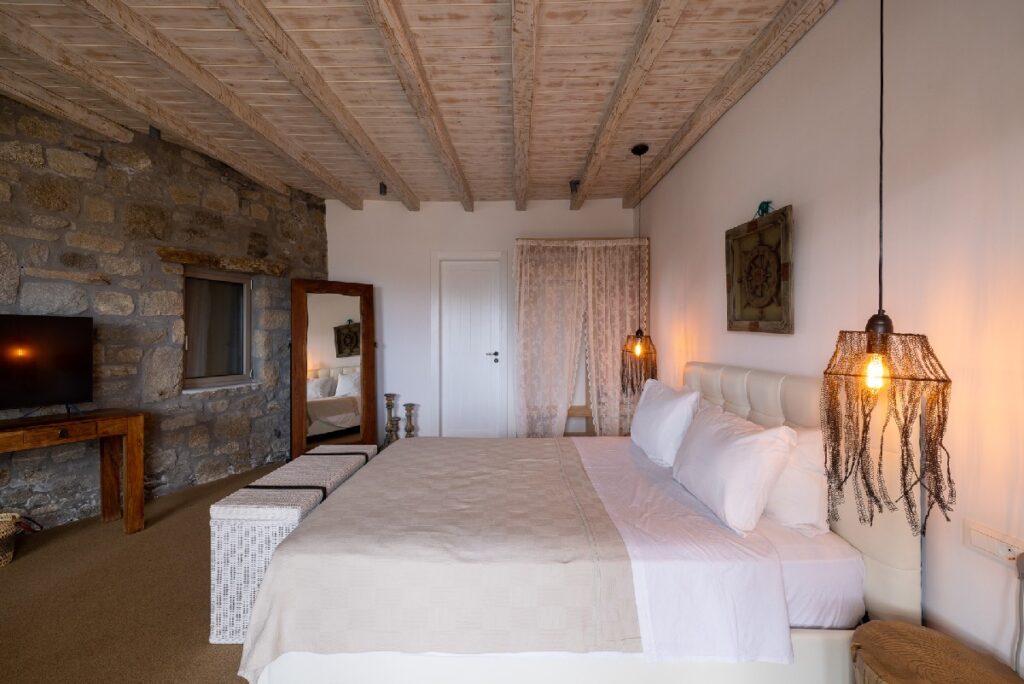 your-mykonos-villa-04