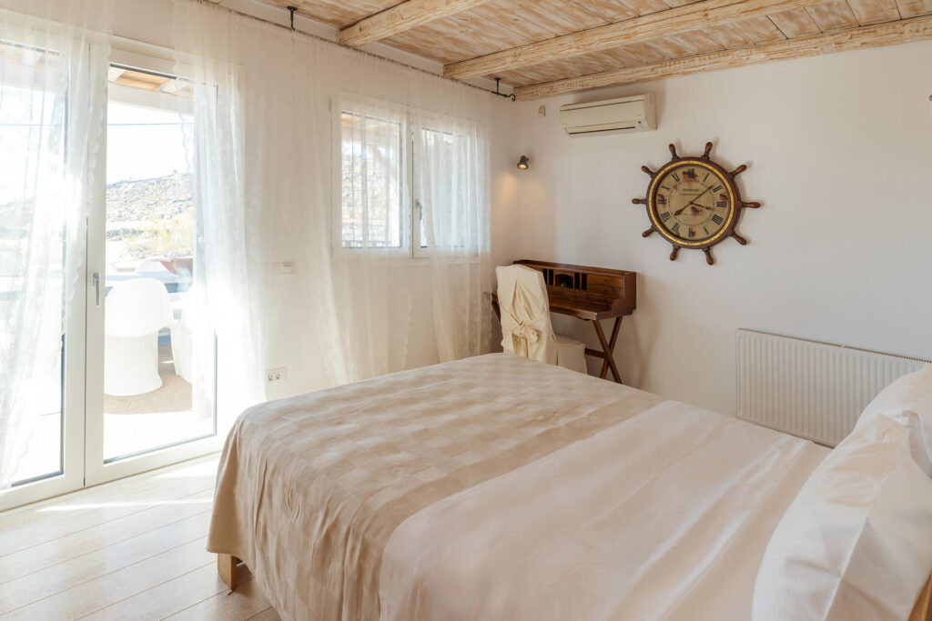 your-villa-mykonos-11